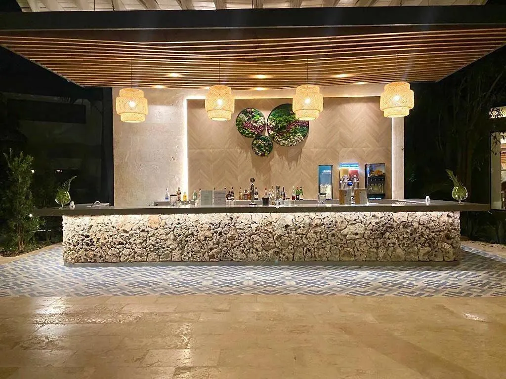 Vista Sol Punta Cana Beach Resort & Spa 4*,  Dominikai Köztársaság